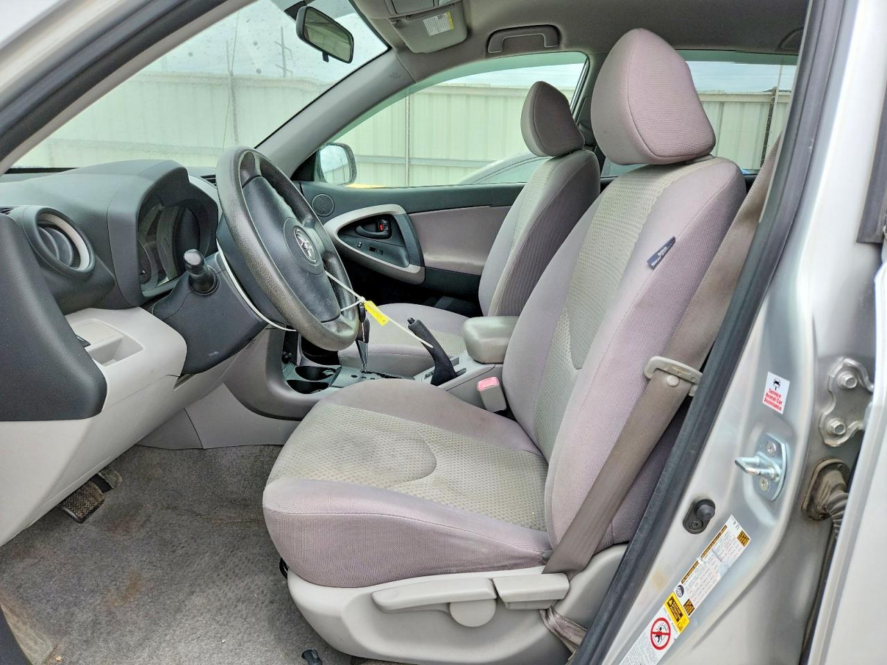 Toyota RAV4 Base