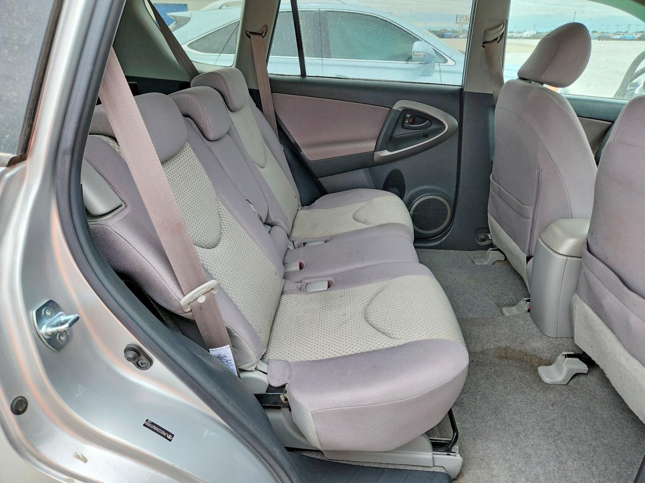 Toyota RAV4 Base