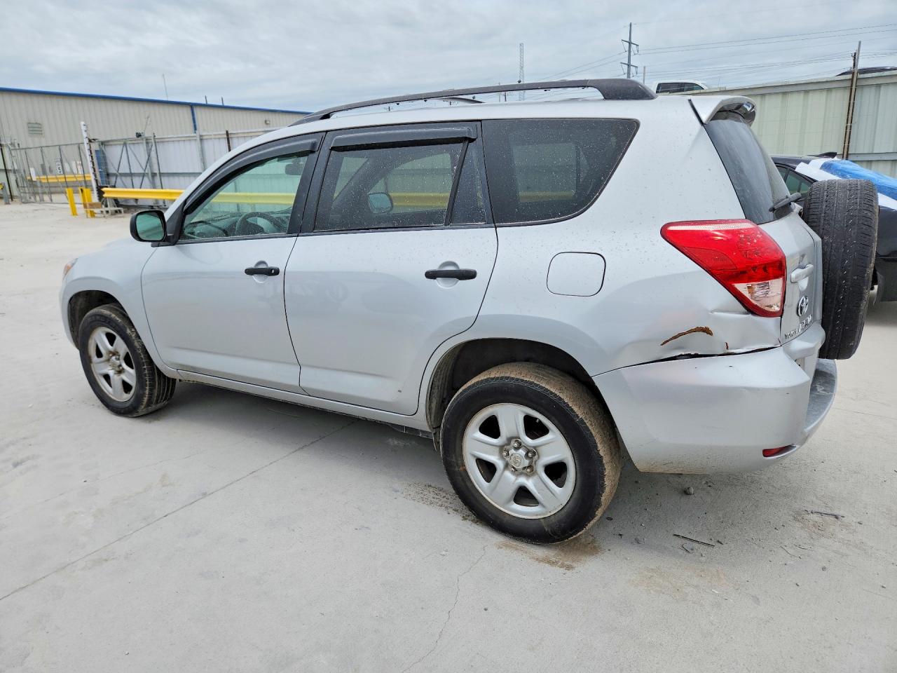 Toyota RAV4 Base