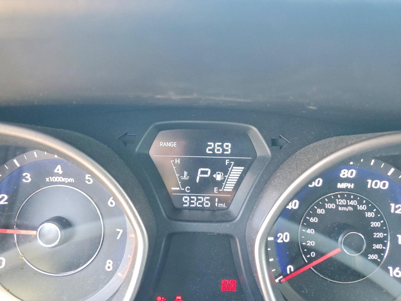 Hyundai ELANTRA Value Edition