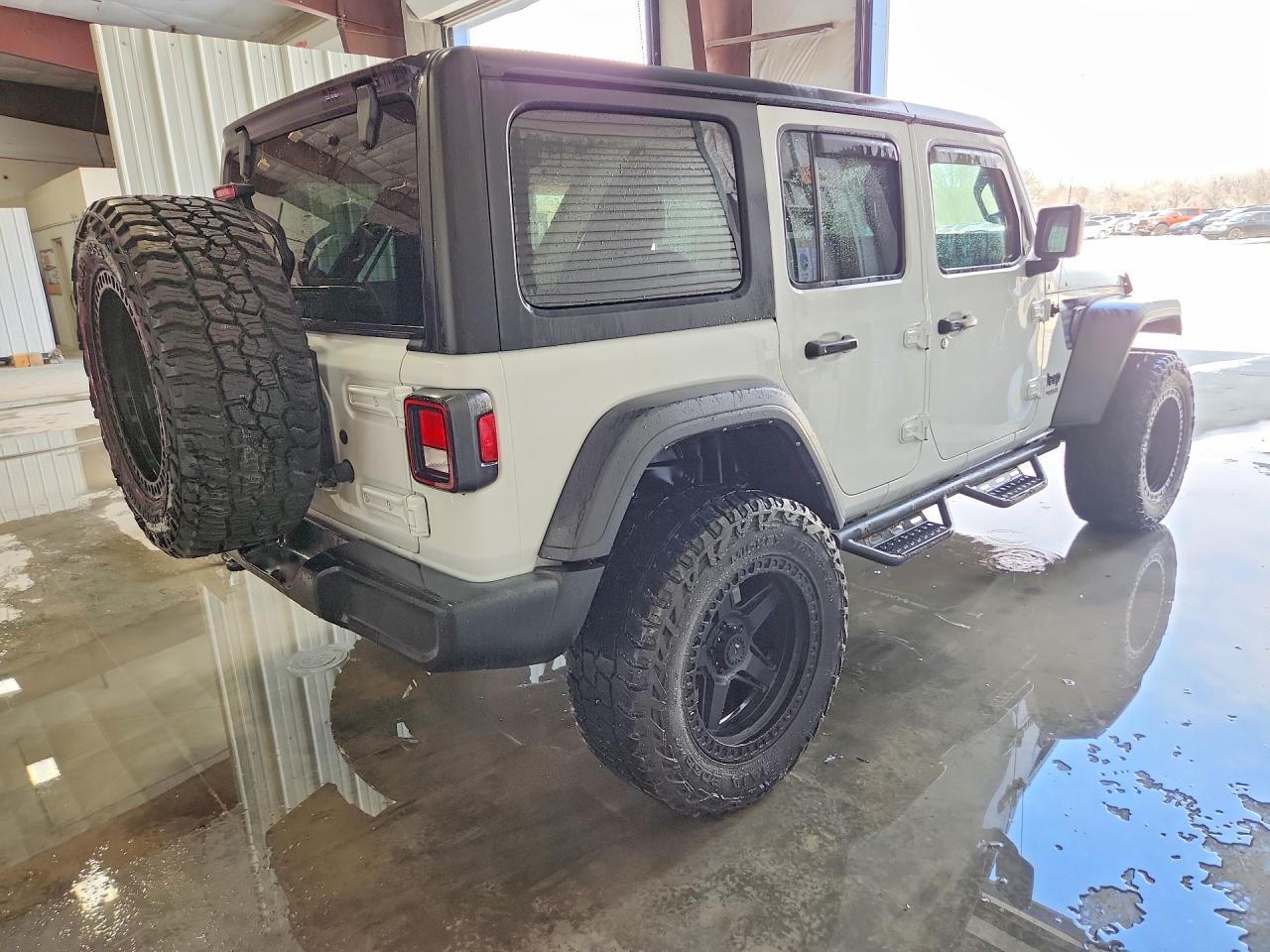 Jeep Wrangler Sport