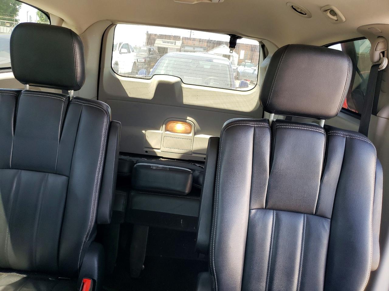 Chrysler Town & Country Touring
