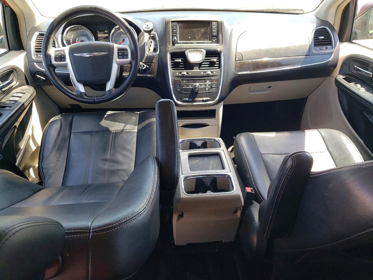 Chrysler Town & Country Touring