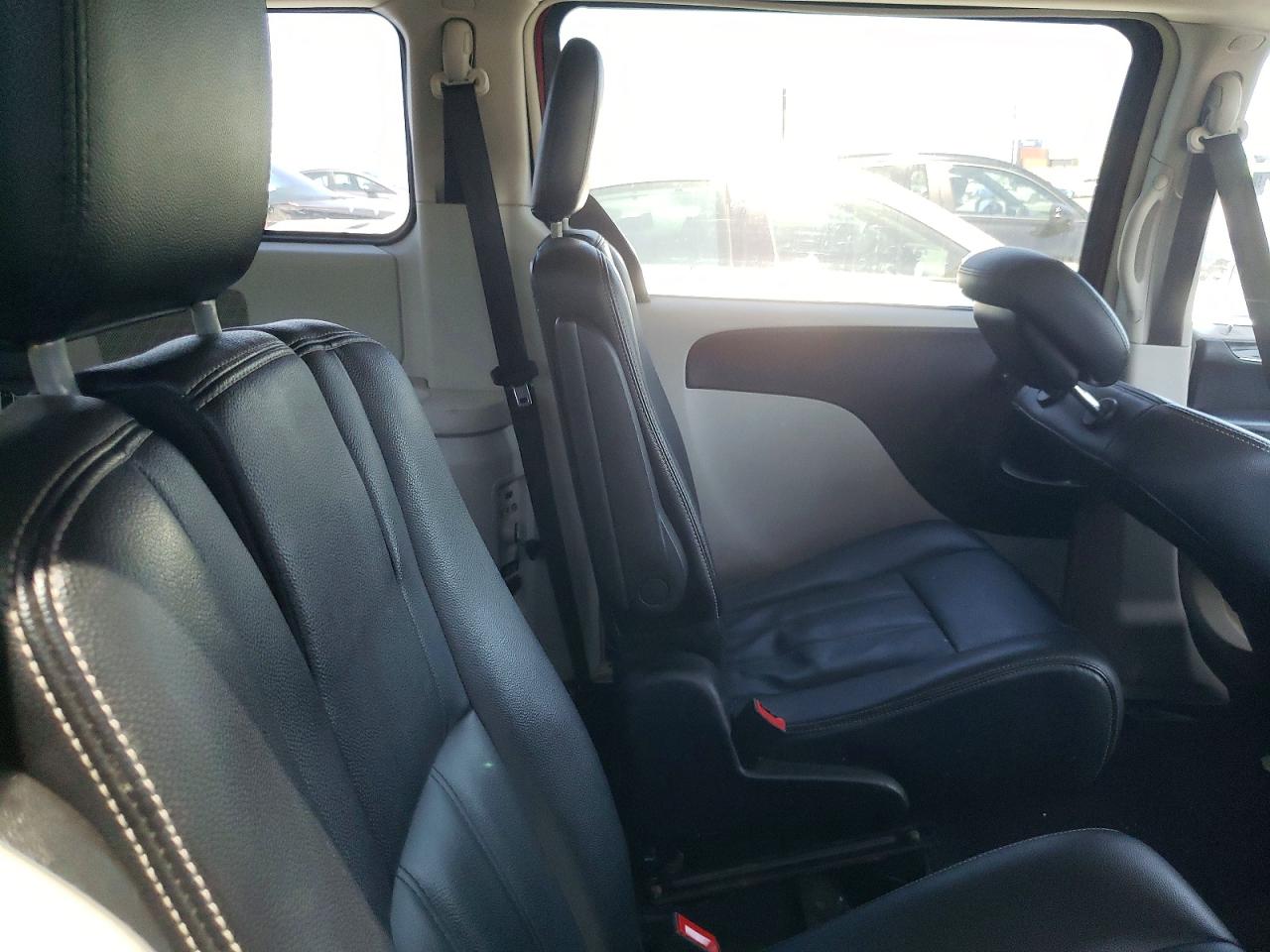 Chrysler Town & Country Touring