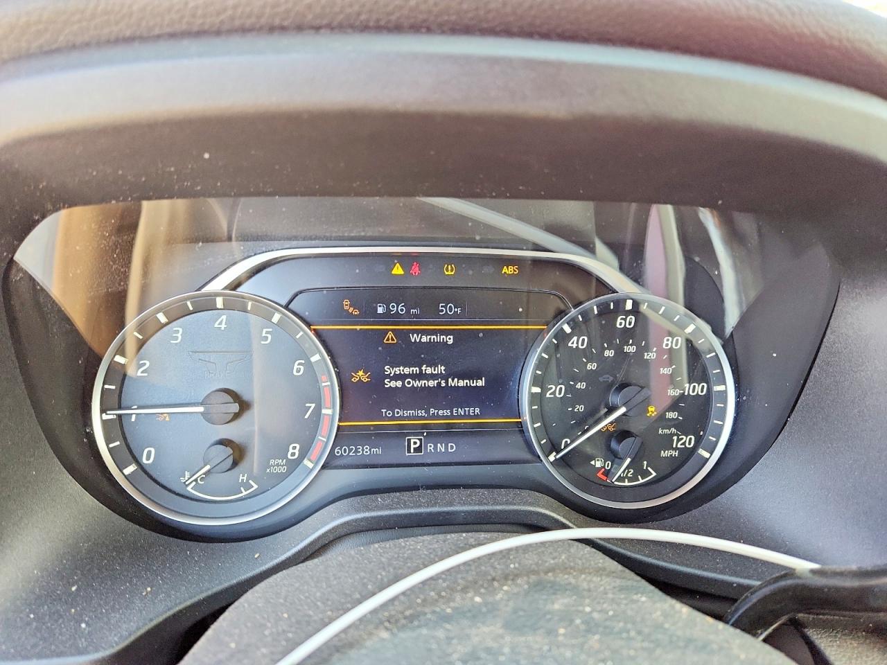 Nissan Titan Sv
