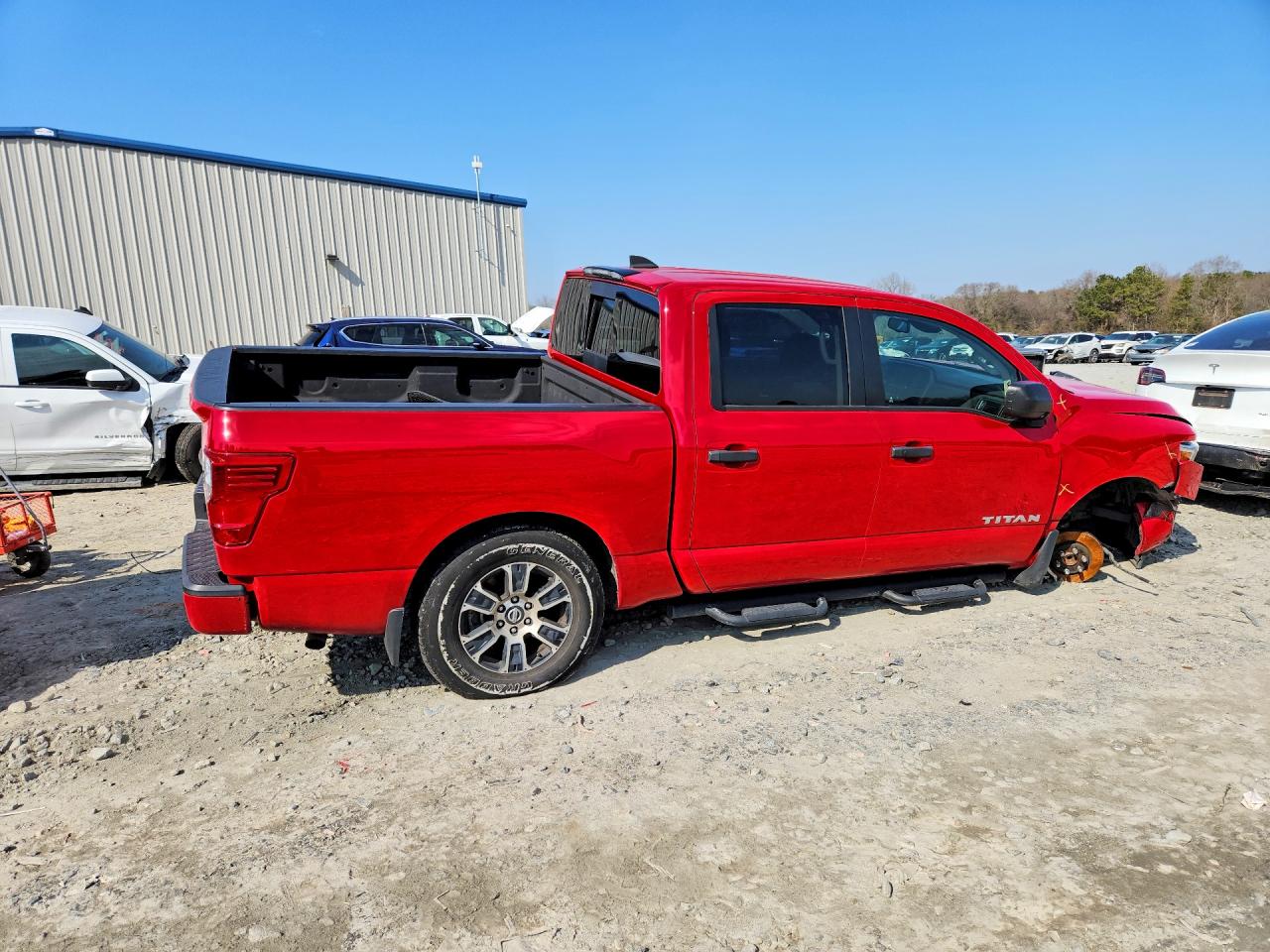 Nissan Titan Sv