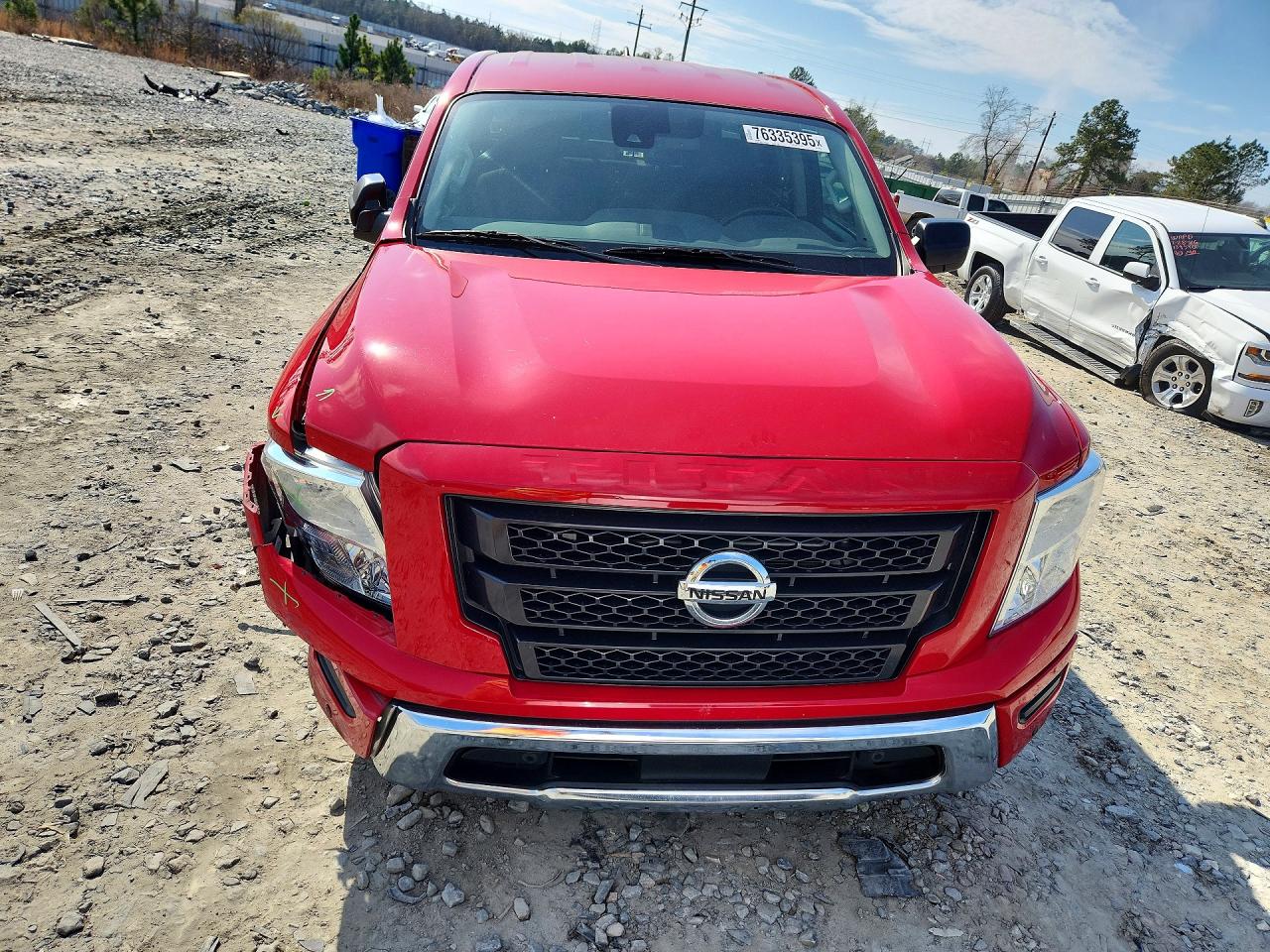 Nissan Titan Sv