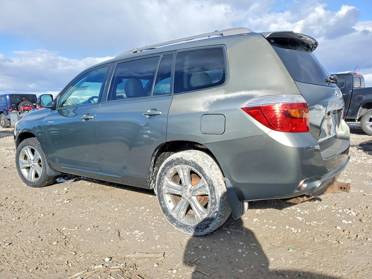 Toyota Highlander Sport