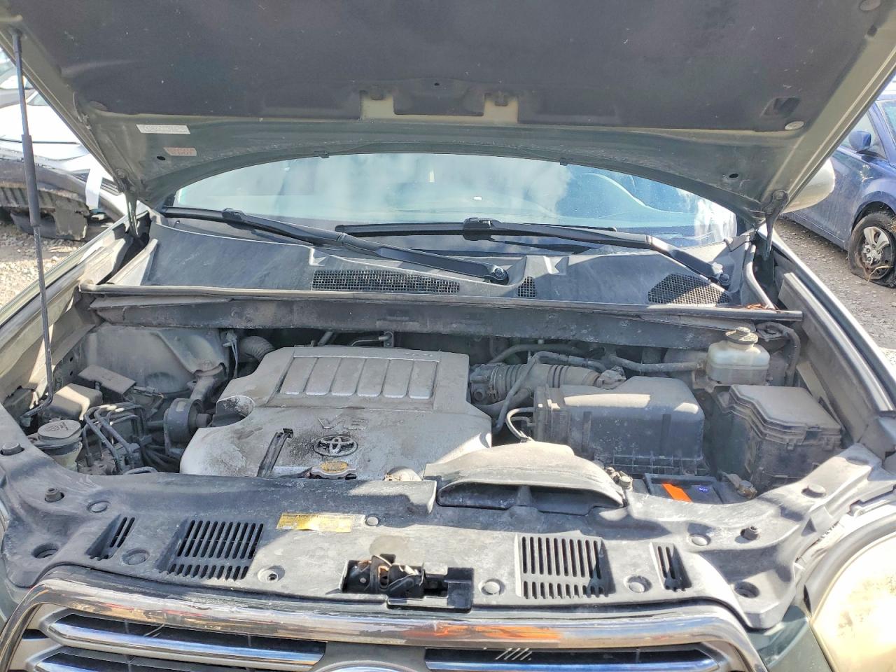 Toyota Highlander Sport