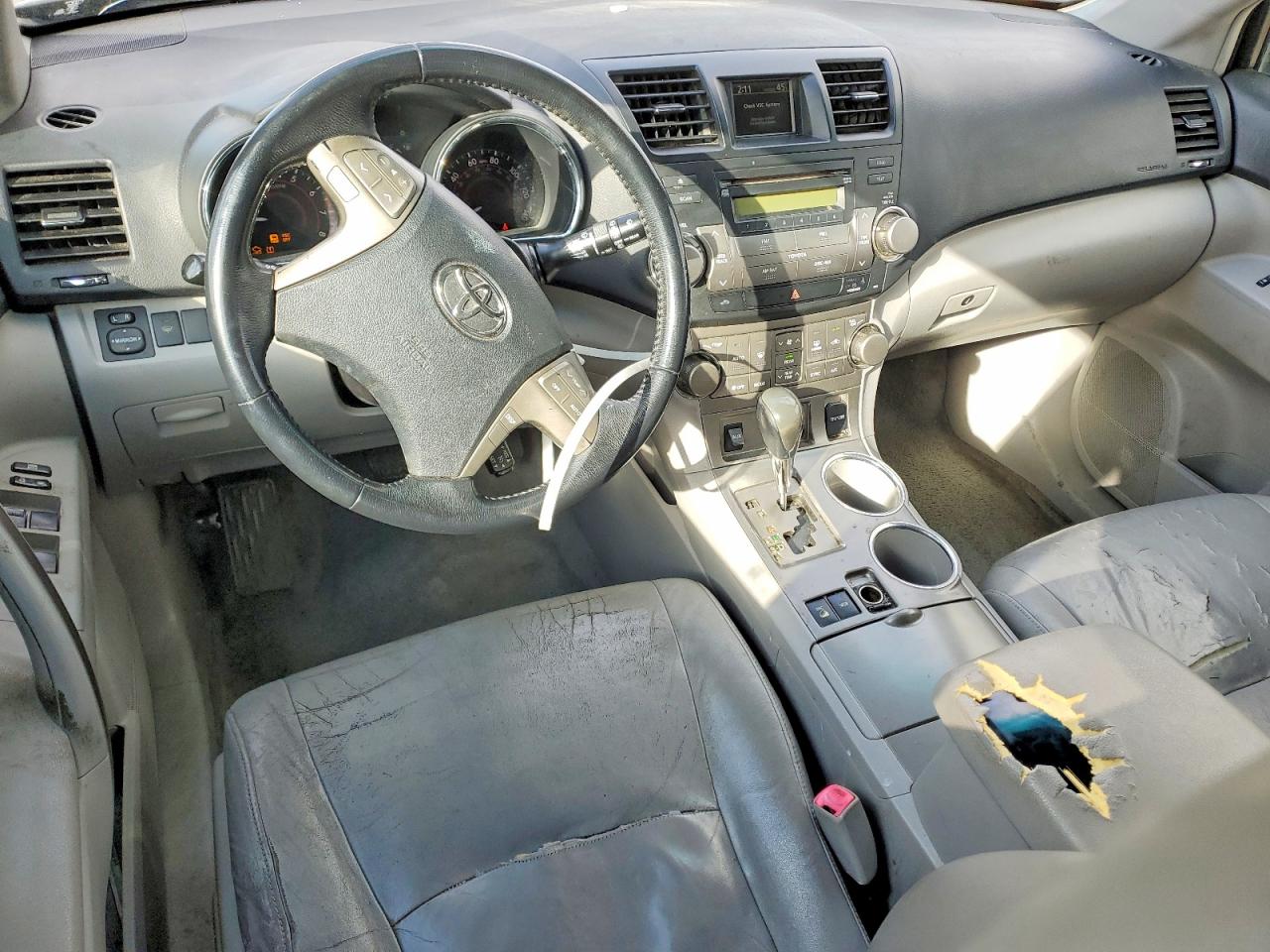 Toyota Highlander Sport