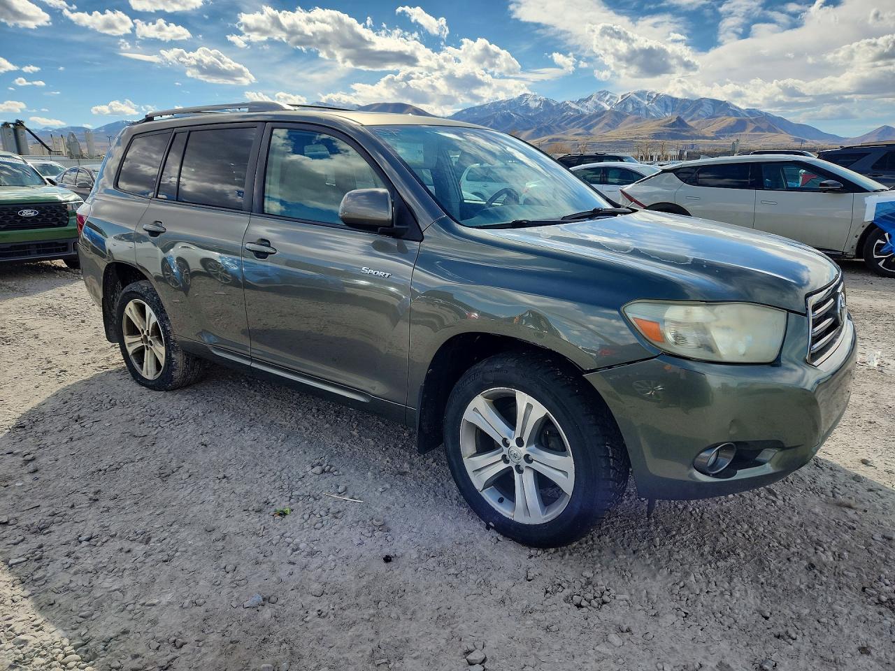 Toyota Highlander Sport