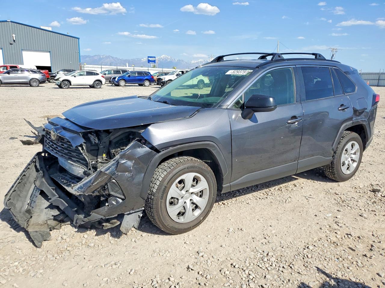 Salvage Toyota RAV4 Image
