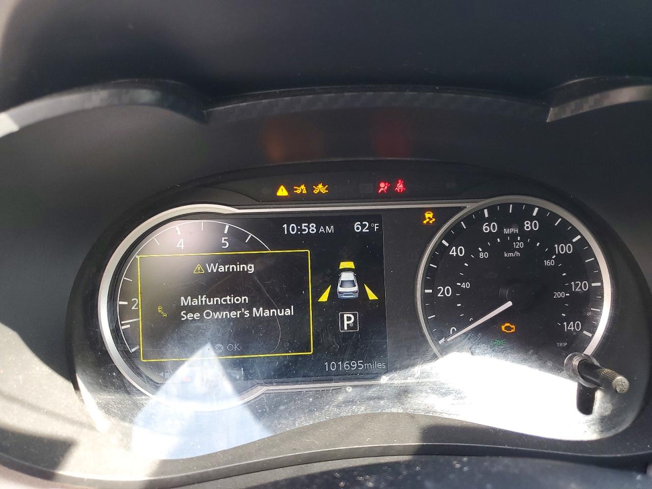Nissan Versa Sv