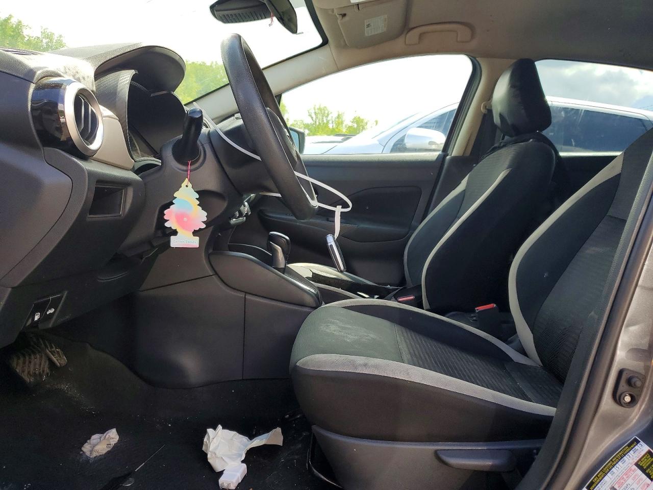 Nissan Versa Sv