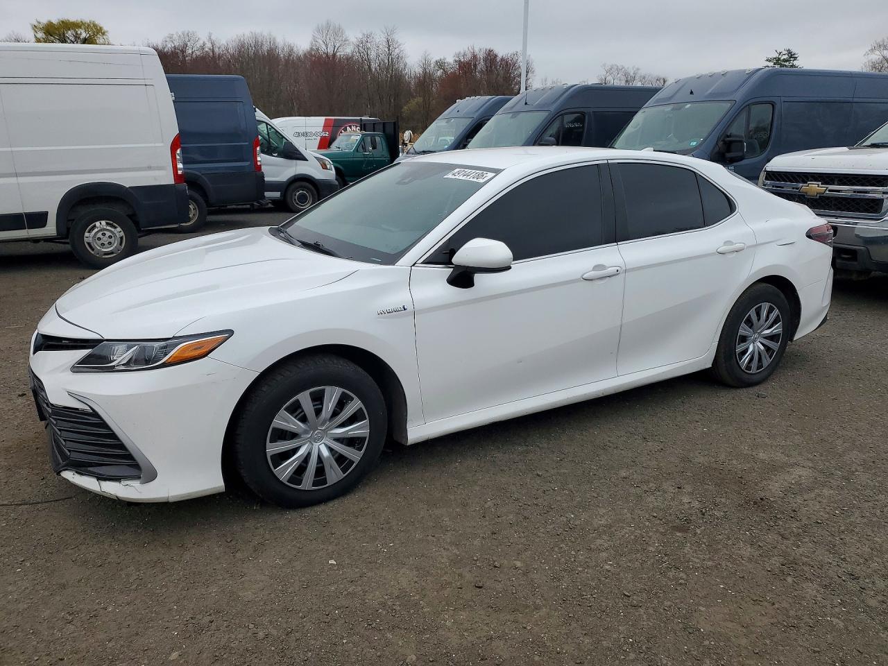 Salvage Toyota Camry Image