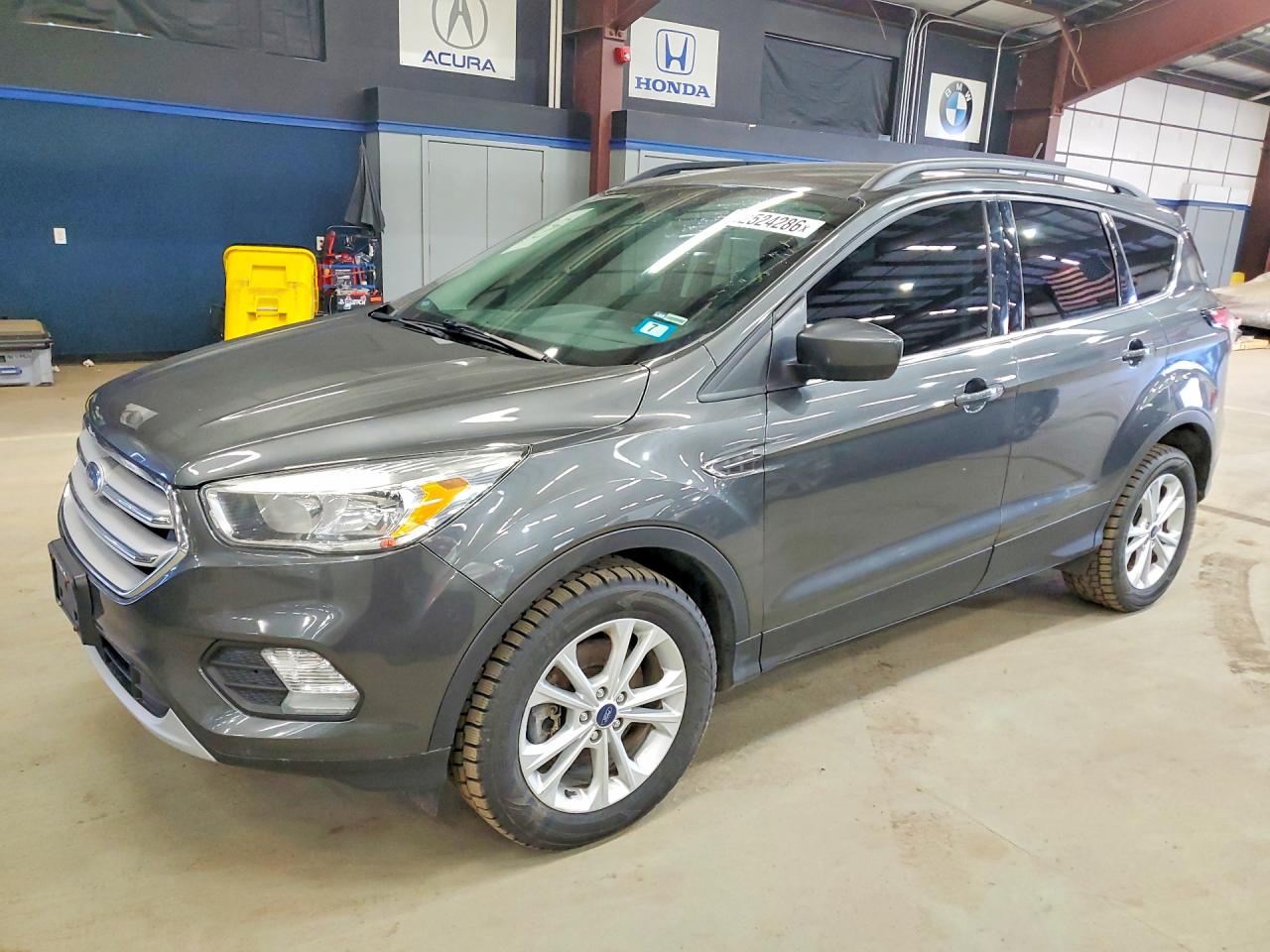 Salvage Ford Escape Image