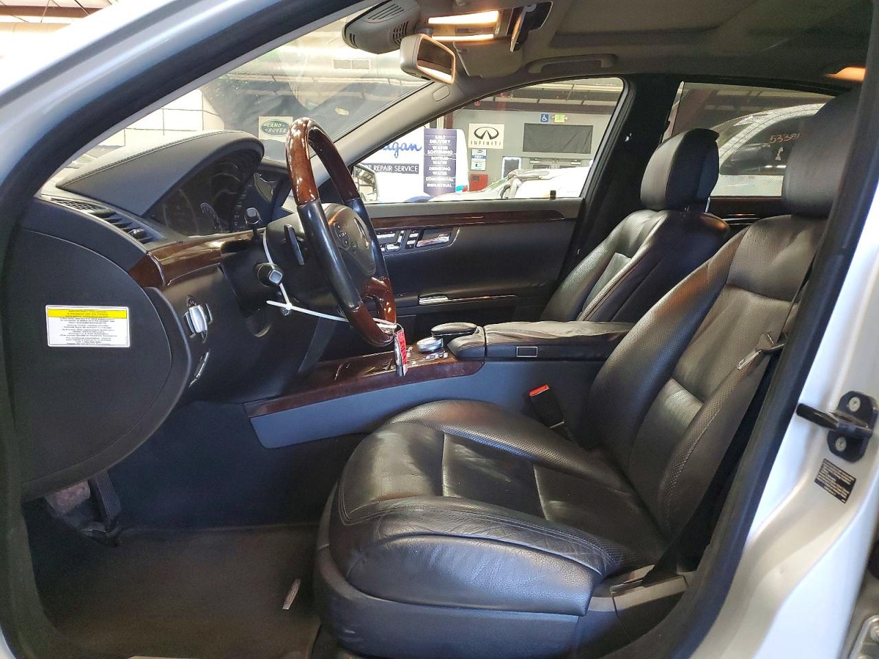 Mercedes-Benz S-Class 550 4matic