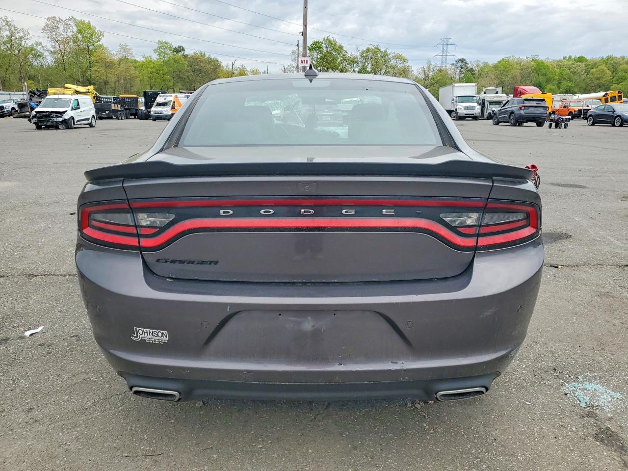 Dodge Charger Sxt