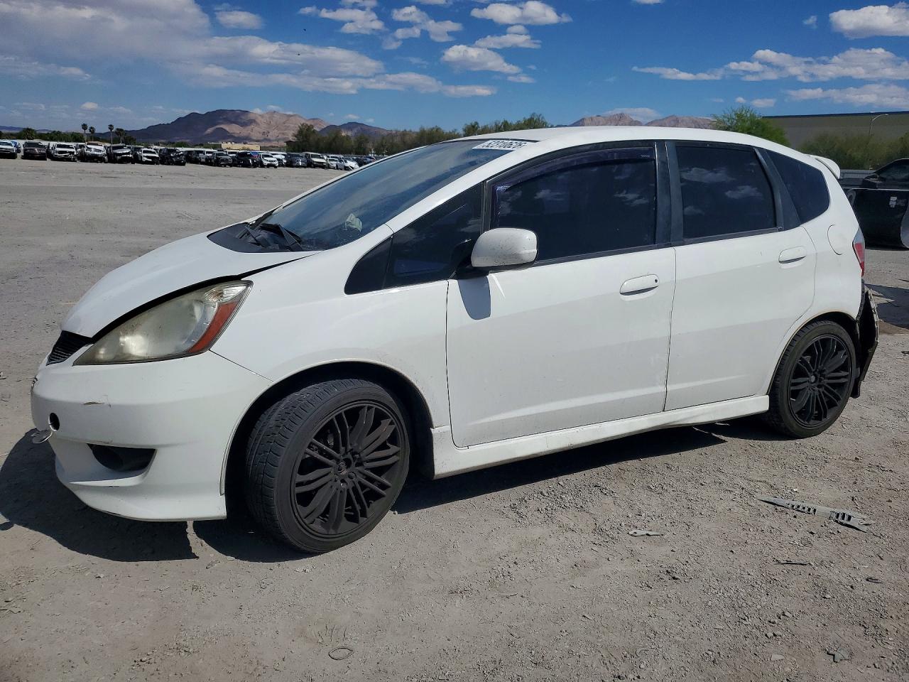 Salvage Honda Fit Image