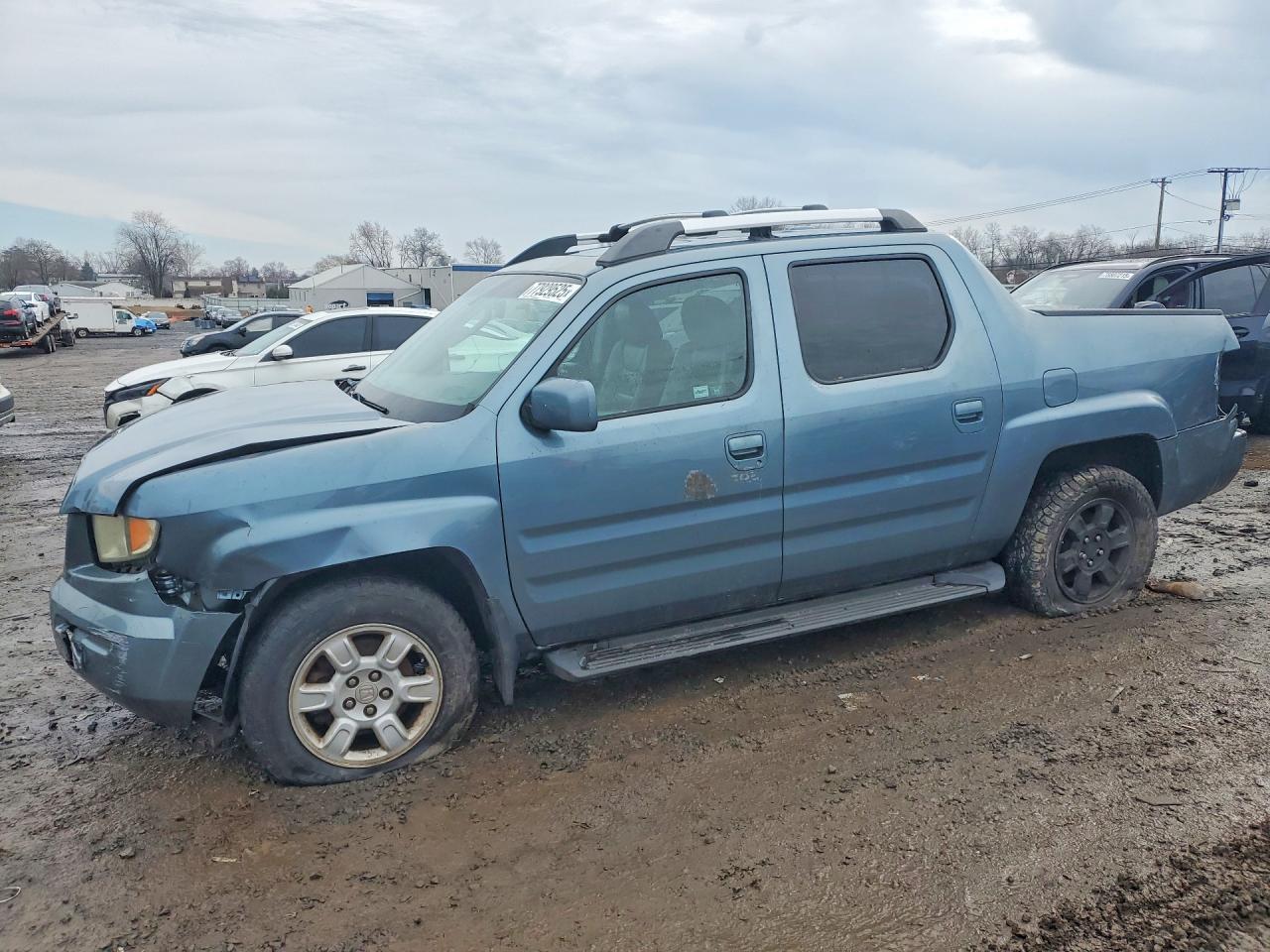 Salvage Honda Ridgeline Image