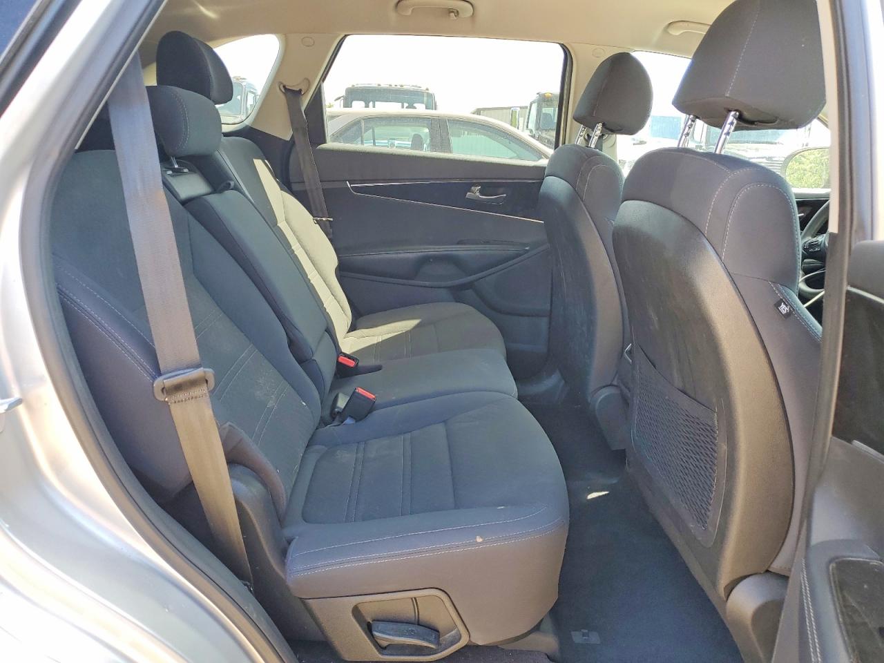 Kia Sorento L
