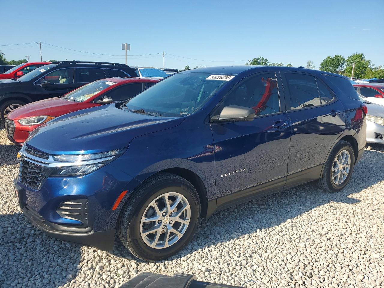 Salvage Chevrolet Equinox Image