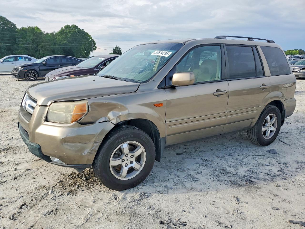 Salvage Honda Pilot Image