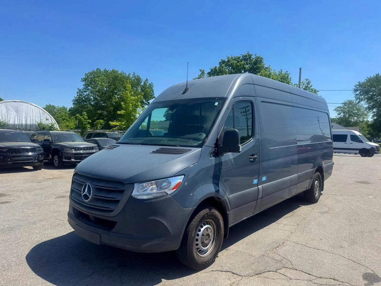 Mercedes-Benz Sprinter 2500