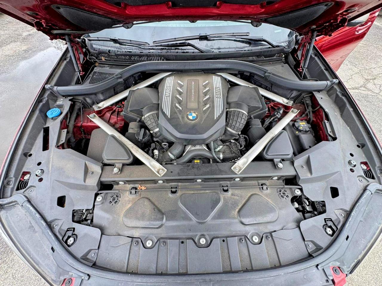 BMW X Series M50i