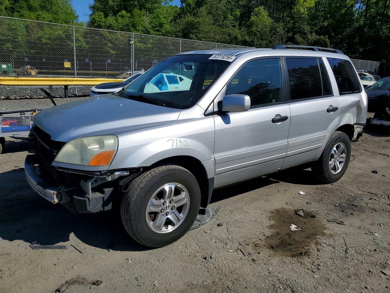 Salvage Honda Pilot Image