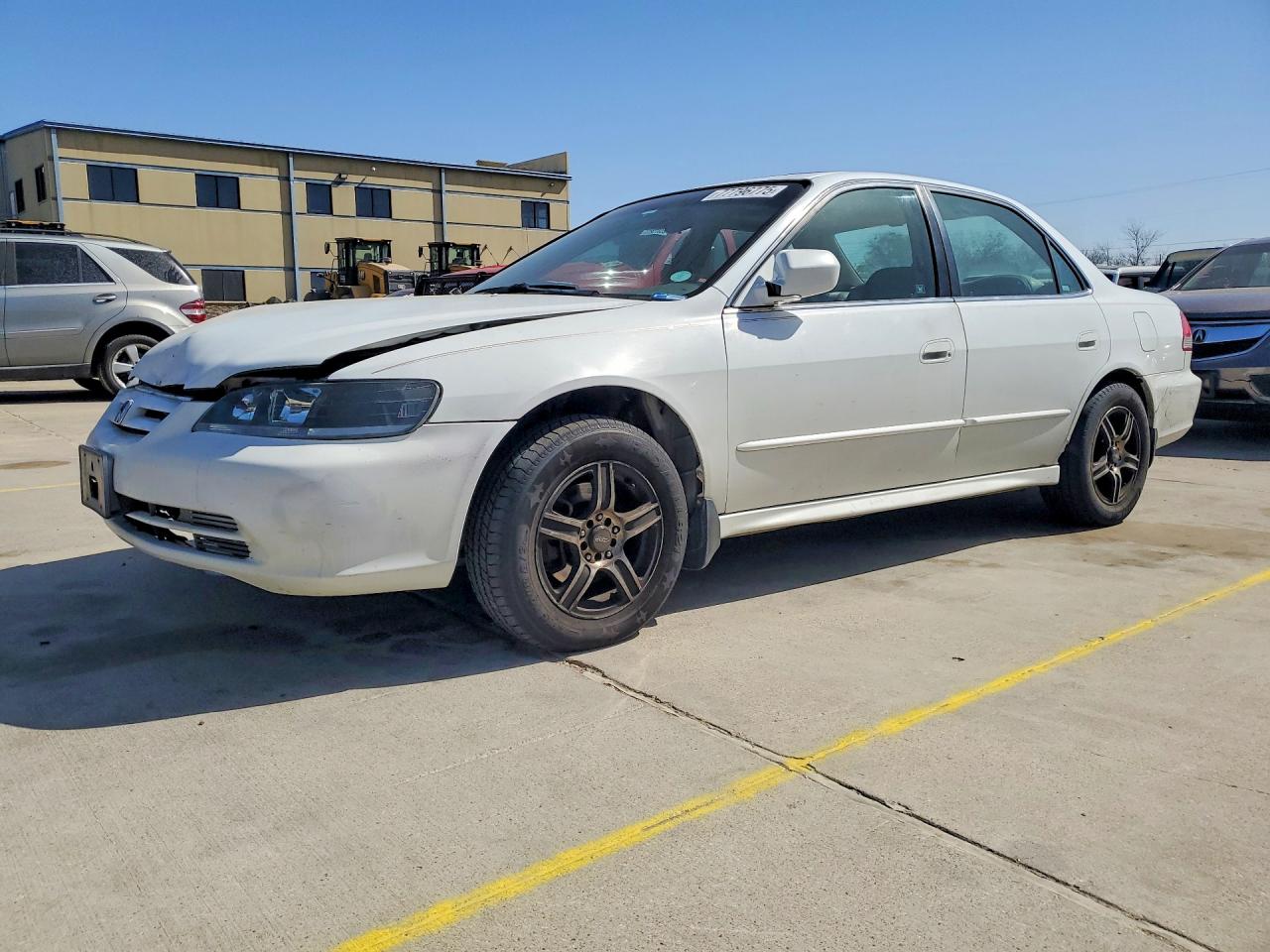 Salvage Honda Accord Image