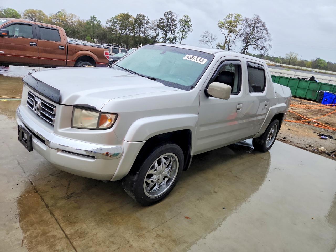 Salvage Honda Ridgeline Image