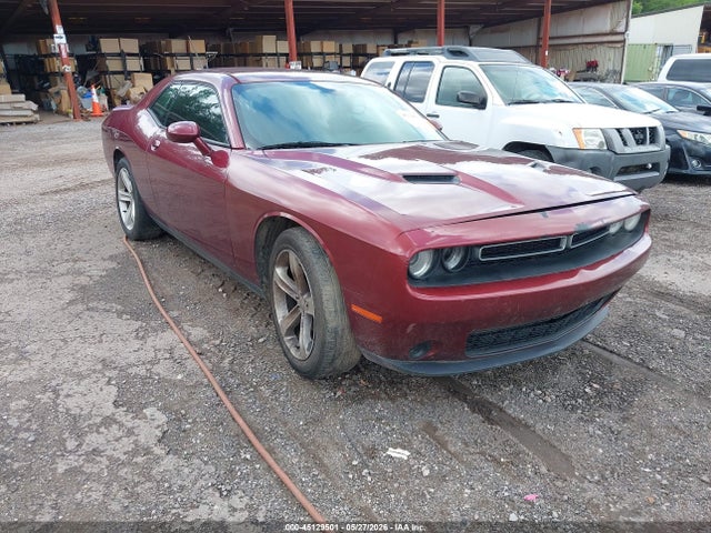 Salvage Dodge Challenger Image