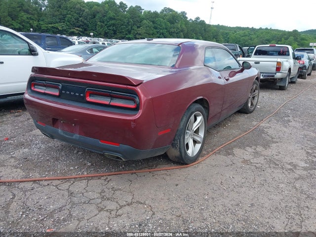 Dodge Challenger Sxt
