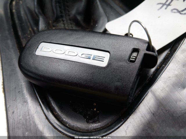 Dodge Challenger Sxt