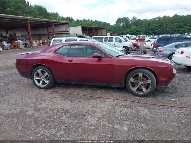 Dodge Challenger Sxt