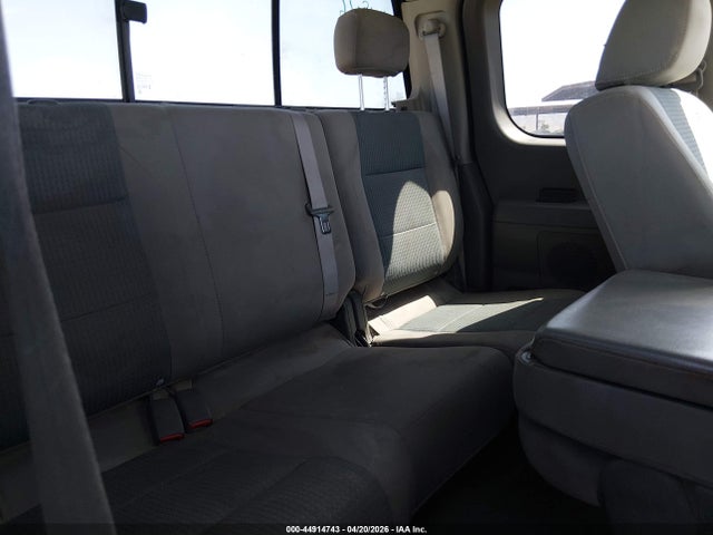 Nissan Titan Se