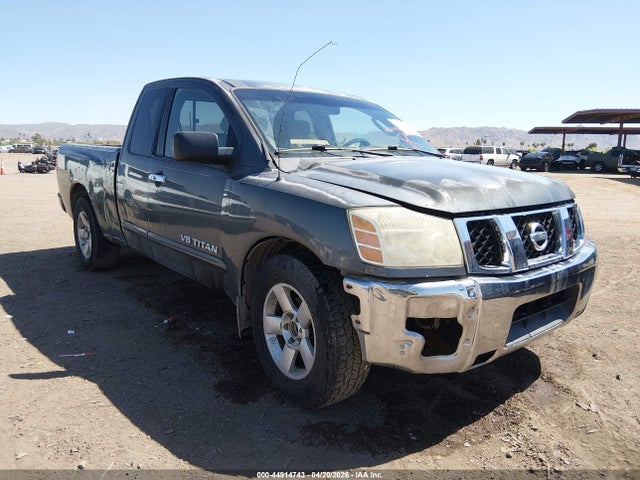 Salvage Nissan Titan Image