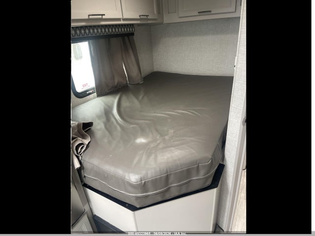 Ford E-350