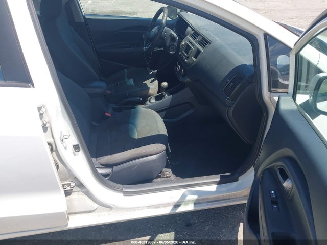 Kia Rio Ex