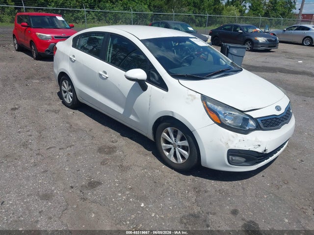 Salvage Kia Rio Image