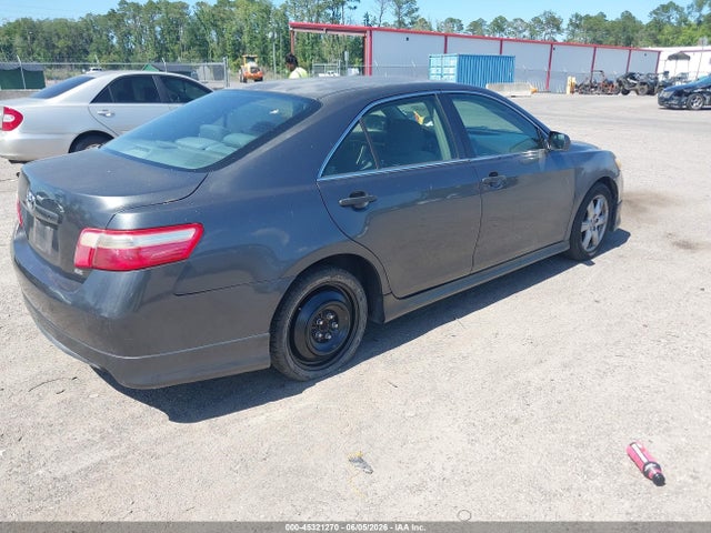 Toyota Camry Se V6