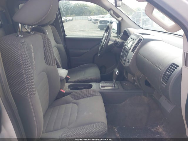 Nissan Frontier Desert Runner