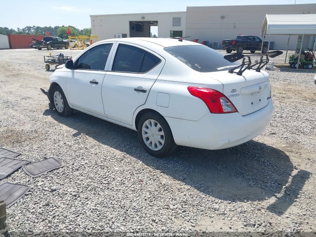 Nissan Versa 1.6 S