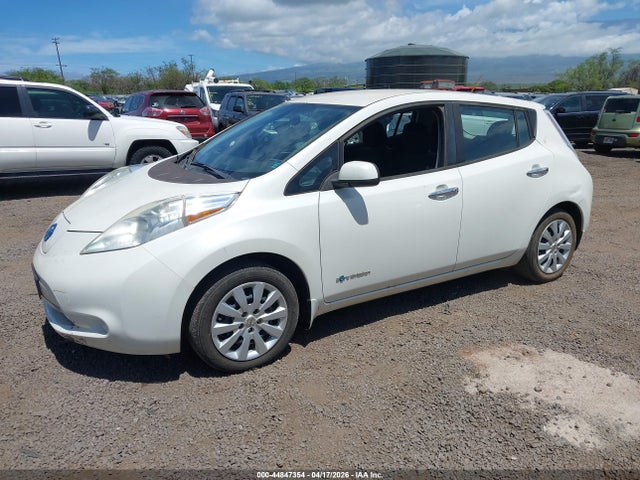 Nissan LEAF S