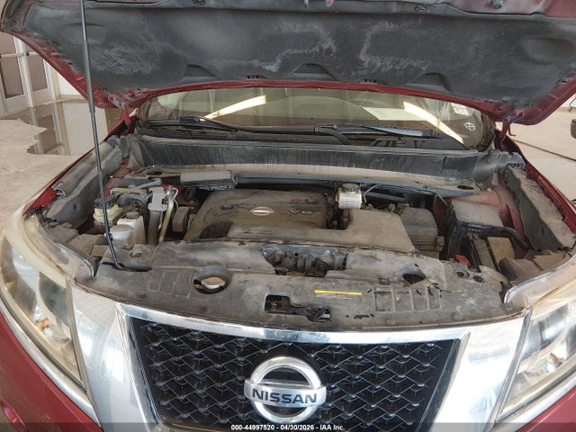 Nissan Pathfinder Sv