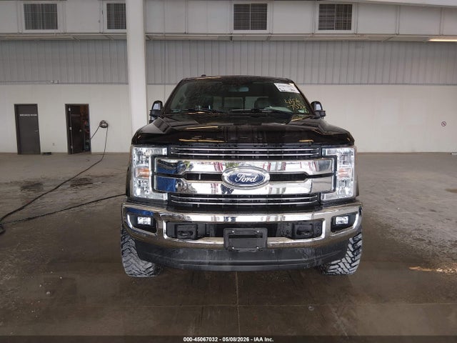 Ford F-250 Lariat