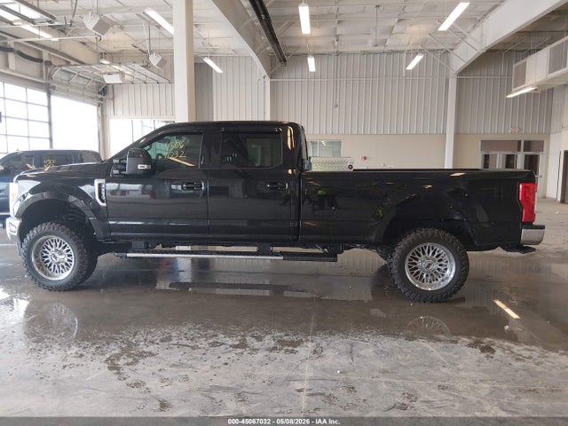 Ford F-250 Lariat
