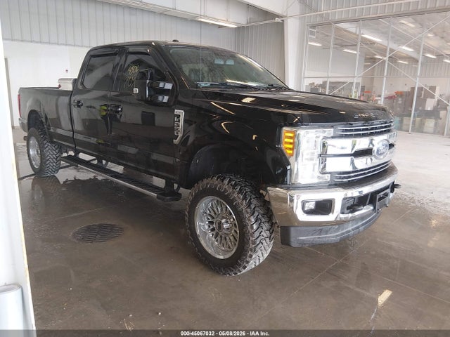 Salvage Ford F-250 Image