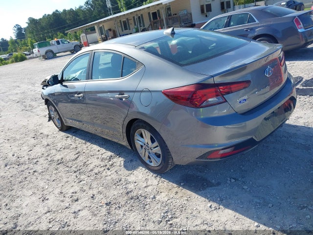 Hyundai ELANTRA Sel